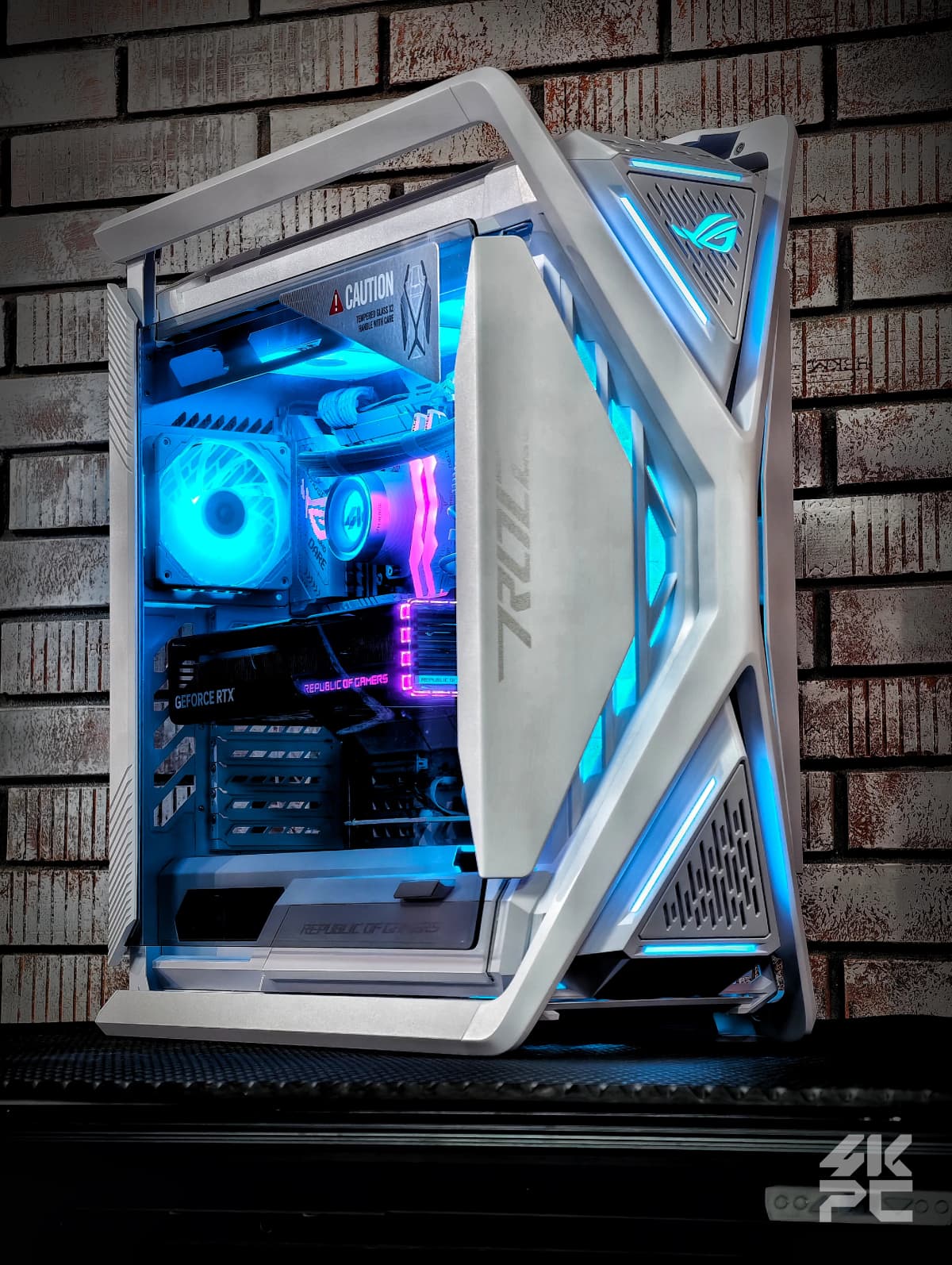 ASUS ROG HYPERION GR701 WHITE